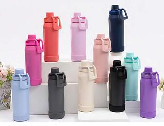 garrafa termica stanley com protetor silicone 650ml